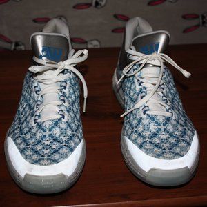 Men's Adidas Boost Sneakers